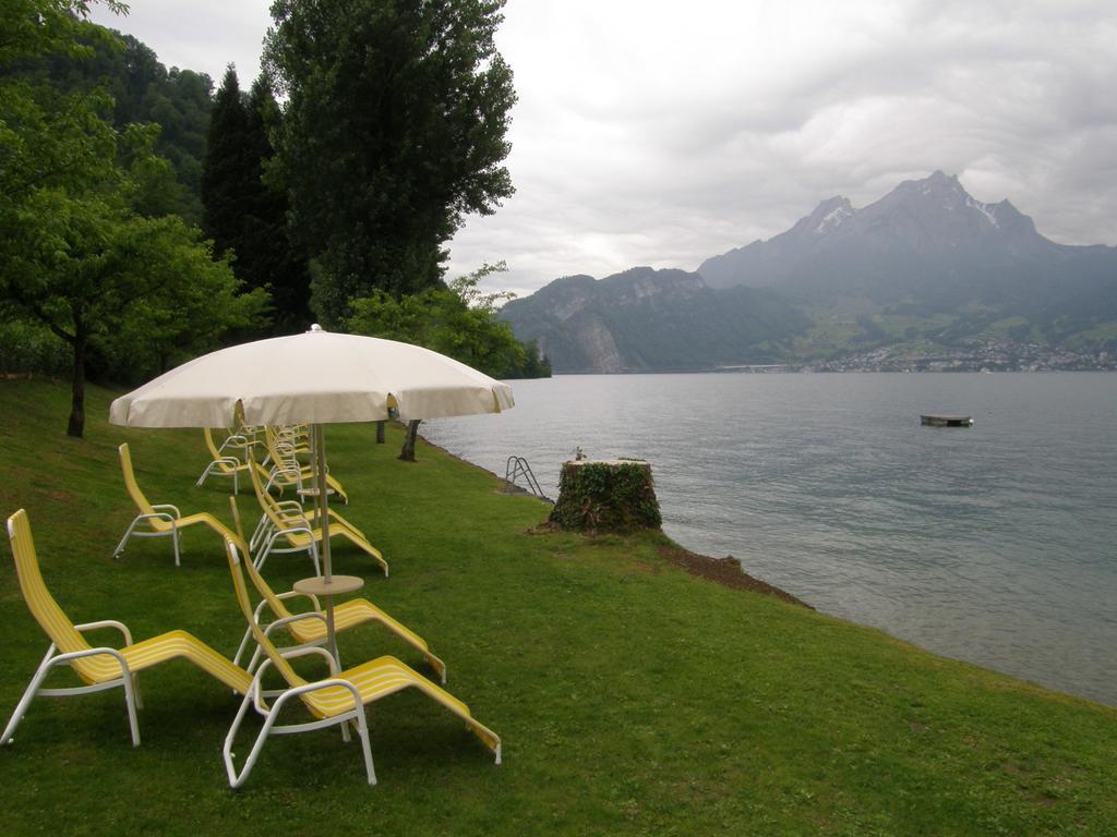 Gastehaus Baumgarten Hotel Kehrsiten Екстериор снимка